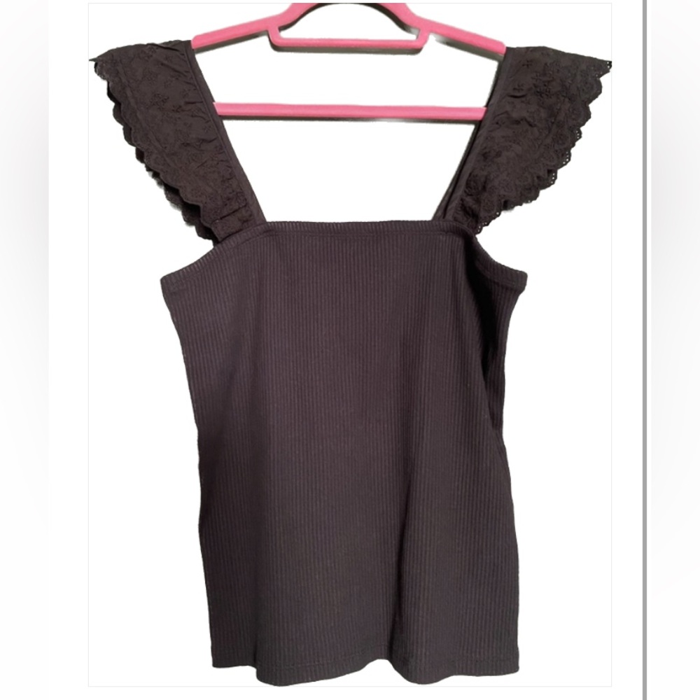 NWT- GAP- Lace Ruffle Strap Cotton Blend Women's Sleeveless Rib Top new black L